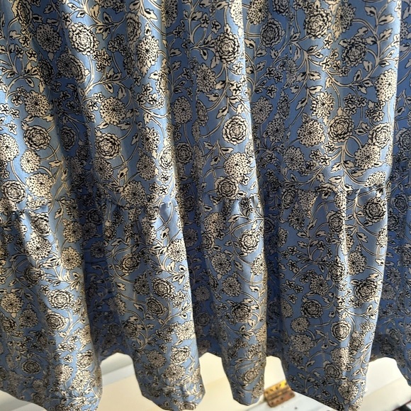 Floral Blue Skirt By Véro Véronique Cloutier Medium - Picture 10 of 15